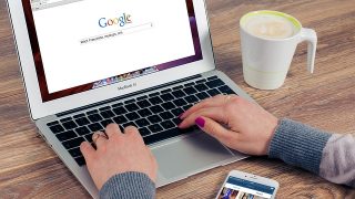 Googleで検索する人