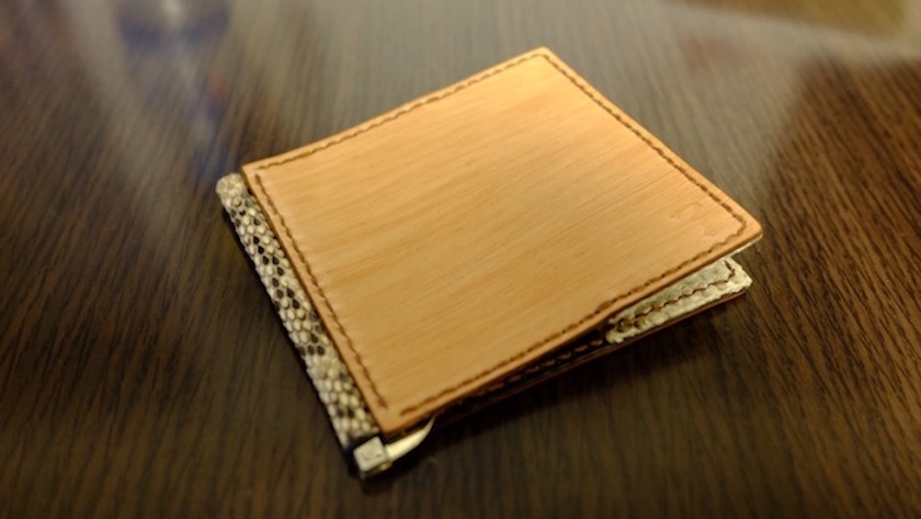 マネークリップ出来上がってすぐ