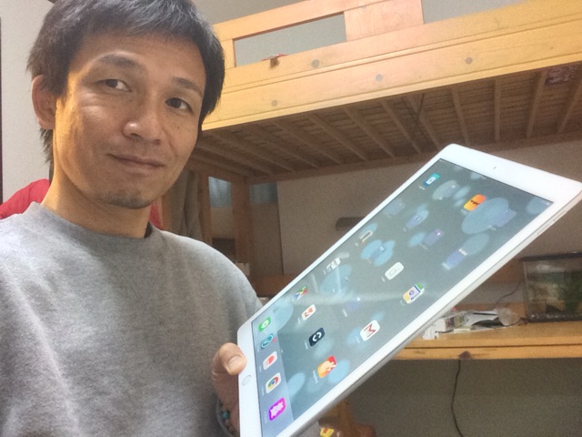 iPad Proを持ってみる