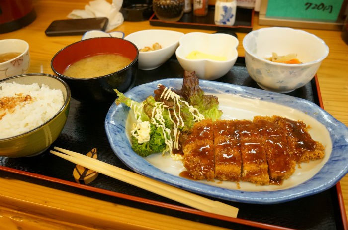 SAKURA　とんかつランチ