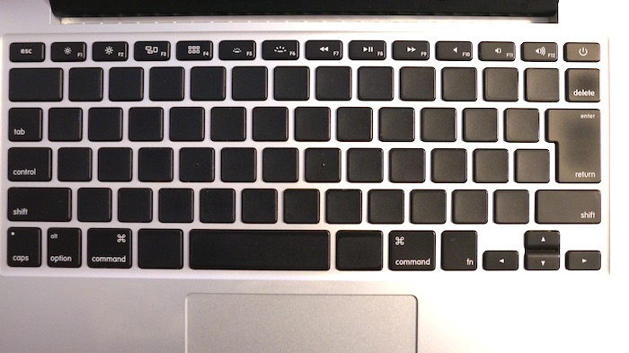 「Blackout sticker for Mac」貼付け完了